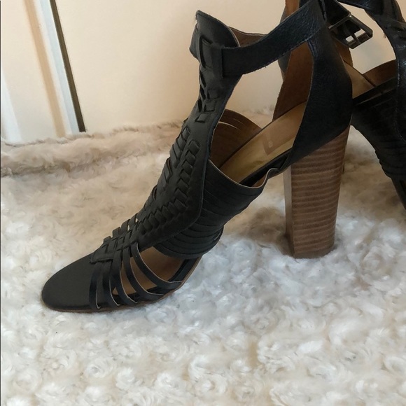 Dolce Vita black block heel sandals - Picture 2 of 3